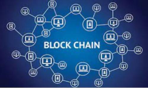   什么是Token钱包？如何参与空投活动？ / 

 guanjianci Token钱包, 空投, 加密货币, 区块链 /guanjianci 

随着区块链技术的发展，Token钱包作为数字资产的存储工具，受到了越来越多用户的关注。我们不仅可以在Token钱包中安全地存放加密货币，还可以参与众多项目的空投活动，获取免费的Token。那么，什么是Token钱包？它会有空投吗？在这篇文章中，我们将深入探讨这些问题以及相关的内容。

一、什么是Token钱包？

Token钱包是一种存储和管理加密货币的工具，类似于传统钱包，但其存储的是数字货币。Token钱包可以分为热钱包和冷钱包两种类型。热钱包是指连接互联网的钱包，方便用户随时进行交易，但安全性相对较低；冷钱包则是指离线存储的设备，安全性较高，适合长期存储大额数字资产。

Token钱包主要用于存储各种加密资产，尤其是基于区块链的Token，如以太坊（ETH）及其上创建的ERC-20 Token。这些Token在不同的区块链网络中有不同的规则和特性，用户可以在Token钱包中方便地管理这些资产。

二、Token钱包的空投活动

空投（Airdrop）是指区块链项目为推广其Token，向用户进行免费的Token发放。通过空投，项目方能够吸引更多用户参与，并提高其Token的知名度和流通性。空投通常分为两种形式：

ol
listrong无条件空投：/strong用户只需持有特定的Token，就能自动获得新Token。这种空投方式比较简单，能迅速吸引用户。/li
listrong条件性空投：/strong用户需完成某些任务（如访问社交媒体账号、加入社区等）才能获得Token。这种方式能够增加用户的参与感与项目的社交传播。/li
/ol

Token钱包用户常常会参与这些空投活动，但获取空投有时需要满足一定条件，比如持有特定Token、完成注册等，确保用户真实且活跃。

三、Token钱包如何获取空投？

获取空投的方式多种多样，下面我们将详细介绍几种常见的方法：

h41. 持有特定Token/h4
一些项目会根据用户持有的Token数量进行空投，比如某个新项目会对每个持有ETH的用户进行比例空投。这种方式相对简单，只需在Token钱包中持有指定的Token即可。

h42. 关注项目社交媒体/h4
许多新项目会在他们的社交媒体平台上发布空投信息，用户需定期关注这些平台。在这些平台上，项目方可能会随机抽取关注者，发送免费的Token。

h43. 加入Telegram或Discord社区/h4
许多项目会通过建立Telegram或者Discord群组来与用户互动，并开展空投活动。用户需要加入这些社群并与其他用户进行互动，完成项目方设定的任务，就能获得空投。

h44. 注册参加测试网/h4
一些项目会在推出主网前进行测试网阶段，用户只需注册并使用钱包进行交易，就可能获得空投的机会。

四、Token钱包空投的风险

尽管空投活动能给用户带来额外的Token，但并非所有的空投活动都是安全的。用户在参与空投时，需注意以下风险：

h41. 安全性问题/h4
不法分子可能会通过伪装的空投活动，盗取用户的私钥或敏感信息，导致用户资金损失。因此，用户在参与空投前应保持警觉，不轻易点击来路不明的链接。

h42. 垃圾Token问题/h4
有些项目的Token价值不高，参与空投可能会浪费用户的时间和精力。用户需要对空投项目进行充分的调研，判断其真实性和潜在价值。

h43. 销售限制/h4
某些空投的Token可能在获取后的特定时间内无法出售，用户需注意这些限制，避免因为时间限制导致的货币贬值。

总之，Token钱包的空投活动充满机会，但用户也需保持警觉，理性参与。

可能相关的问题
在对Token钱包及其空投活动进行探讨时，可能会引出以下相关问题：

h41. Token钱包的安全性如何保障？/h4

Token钱包的安全性是用户最为关注的一个方面。为了保障Token钱包的安全，建议用户采取以下措施：

ol
listrong选择知名钱包：/strong使用市场上知名度较高的钱包品牌，如MetaMask、Trust Wallet等，这些钱包通常具备较强的安全性和技术支持。/li
listrong开启双重认证：/strong在钱包注册过程中启用双重认证，这样即使黑客获取了用户密码，仍需额外的验证才能进行交易。/li
listrong定期更新软件：/strong保持钱包软件和相关设备的最新版本，确保安全漏洞及时被修复。/li
listrong冷藏存储：/strong对大部分资产，可以选择冷钱包进行离线存储，降低被盗风险。/li
listrong定期备份信息：/strong定期备份钱包信息，确保在设备丢失或损坏时，可以恢复访问。/li
/ol

h42. 空投项目的评估标准是什么？/h4

参与空投需要对项目进行评估，常见的评估标准包括：

ol
listrong团队背景：/strong考察项目团队成员的经历和背景，确保他们在区块链、金融等领域有相关经验。/li
listrong白皮书内容：/strong认真阅读项目的白皮书，了解其技术、目标及实施方式，看项目是否具备可行性。/li
listrong社区活跃度：/strong项目的社区活跃度可以反映其受欢迎程度，通过社交媒体、论坛等观察用户的反馈。/li
listrong技术路线：/strong了解项目的技术路线图，看项目是否具备可持续性及未来发展的潜力。/li
/ol

h43. 如何识别诈骗空投？/h4

识别诈骗空投至关重要，用户可以通过以下几点加以防范：

ol
listrong检查项目官网：/strong确保项目具备官方网站，并检查其备案信息是否真实。许多诈骗项目没有官方网站。/li
listrong警惕高回报承诺：/strong如果某个空投项目声称能快速回报，通常都是骗局。/li
listrong不要提供私钥：/strong正规项目不会要求用户提供私钥或助记词，一旦被要求，应立即停止参与。/li
listrong查阅社群反馈：/strong观察其他用户关于项目的讨论，若大多为负面评价，则需谨慎对待。/li
/ol

h44. 空投后Token的价值变化怎样管理？/h4

获得空投后，如何管理和交易这些Token是头痛的问题，用户可以考虑：

ol
listrong市场观察：/strong定期观察市场行情，了解Token的价格走势，理智选择交易时机。/li
listrong设置止损：/strong在Token价值下滑时，可设定止损规则，减少损失。/li
listrong多元化投资：/strong不要把所有资金集中在某一Token或项目上，合理分散投资风险。/li
listrong关注项目进展：/strong积极关注项目的进展和新闻，判断Token的未来走势。/li
/ol

综上所述，Token钱包的空投活动为用户提供了机会，但用户也需谨慎参与，确保自身资产的安全和价值最大化。